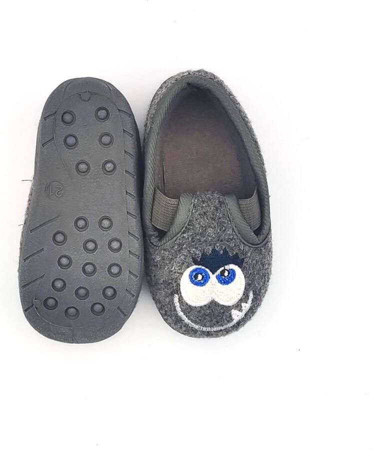 BBS en baby peuter kleuter monster pantoffels grijs met leuke gezichtje sterke antislip instappers met elastiek op de voet