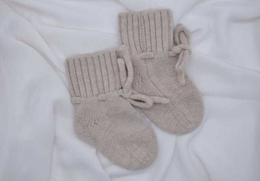 Bimbi baby musthaves Bimbi Merino wol Babyslofjes Sand Booties Oeko Tex Standard Gecertificeerd