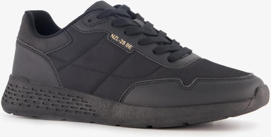 BLUE BOX heren sneakers zwart