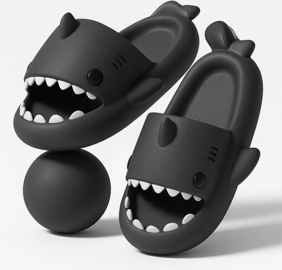 BoefieBoef Zwart Haai Slippers Kind EVA Antislip Badslippers Kleuter Comfortabel & Ergonomisch Zwembad Douche Strand & Thuis Verjaardagscadeau tip Baby Shark Cadeau- & Slipper lengte