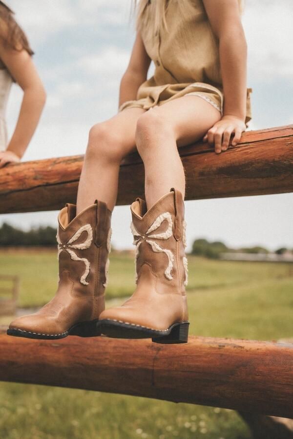 Bootstock Bow Teddy Creme Cowboylaarzen Tieners Crème Leer