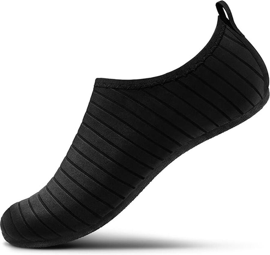 BOTC Waterschoenen Volwassenen Unisex Watersokken met Anti-Slip Zool Strandschoenen voor Zwem Surfen & Strand Zwart