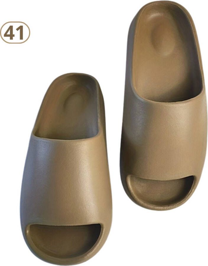 Bovista Comfortabele Slippers Badslippers Teenslippers Anti-Slip Slides Flip Flops Stevig Voetbed Bruin