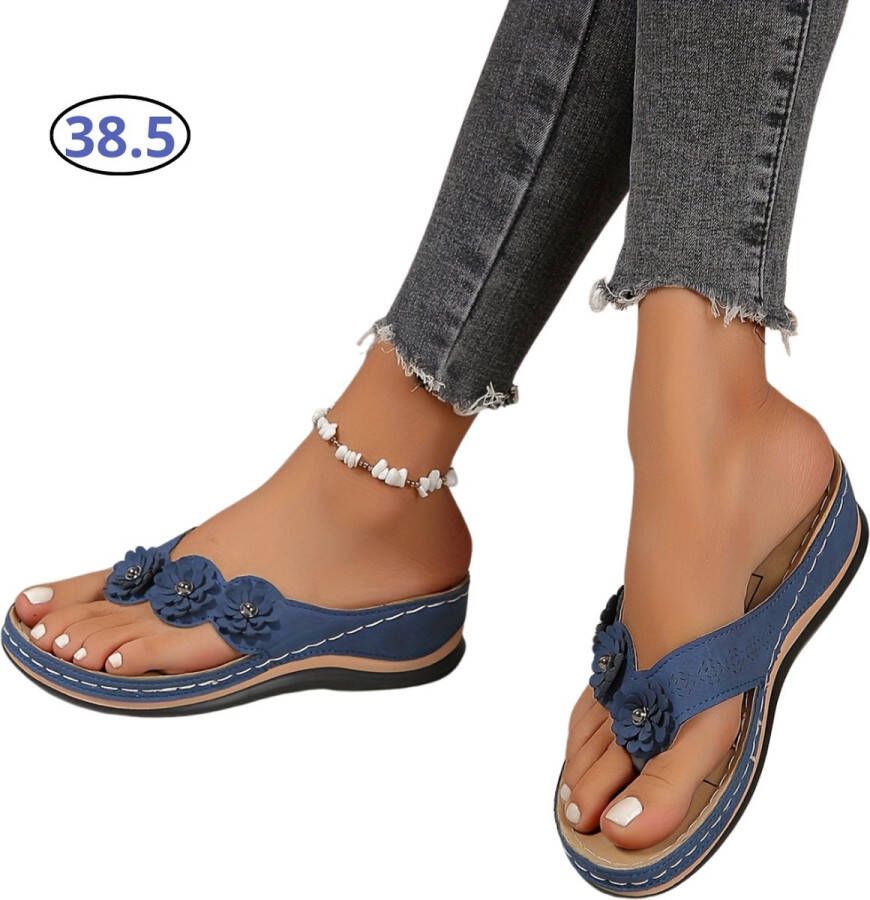 Bovista Comfortabele Slippers Badslippers Teenslippers Anti-Slip Slides Flip Flops Stevig Voetbed Marineblauw