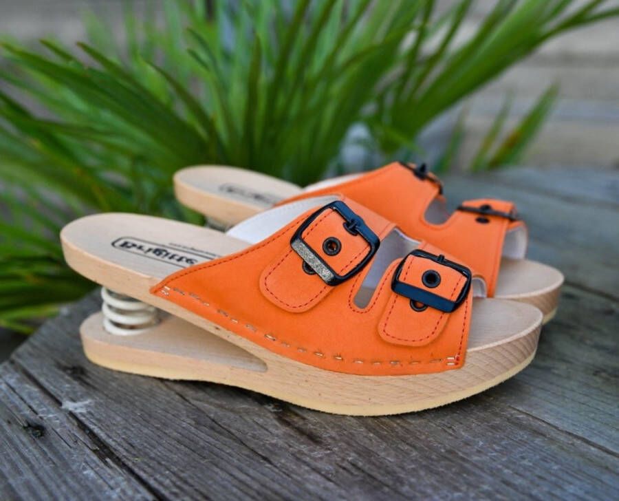 Brigitte Ravel dames Snake houten muiltje op veer orange