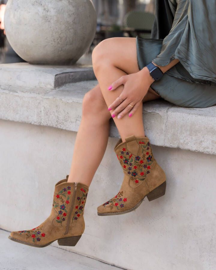 Buonarotti Dames Cowboylaarzen Kort Camel Suedine