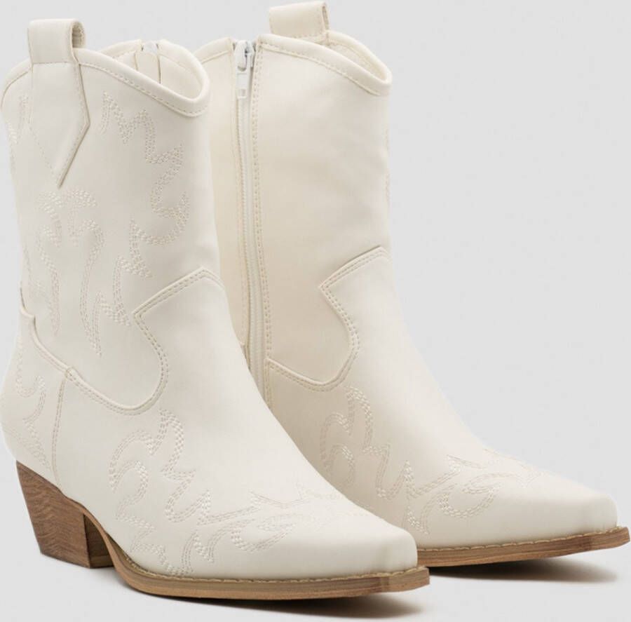 Weloveshoes SmileFavorites Dames Cowboylaarzen met Hak Kort Wit Imitatieleer
