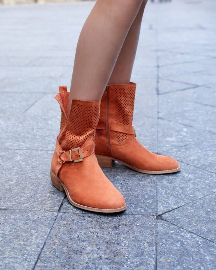 Buonarotti Dames Enkellaarzen Oranje Suedine Oranje