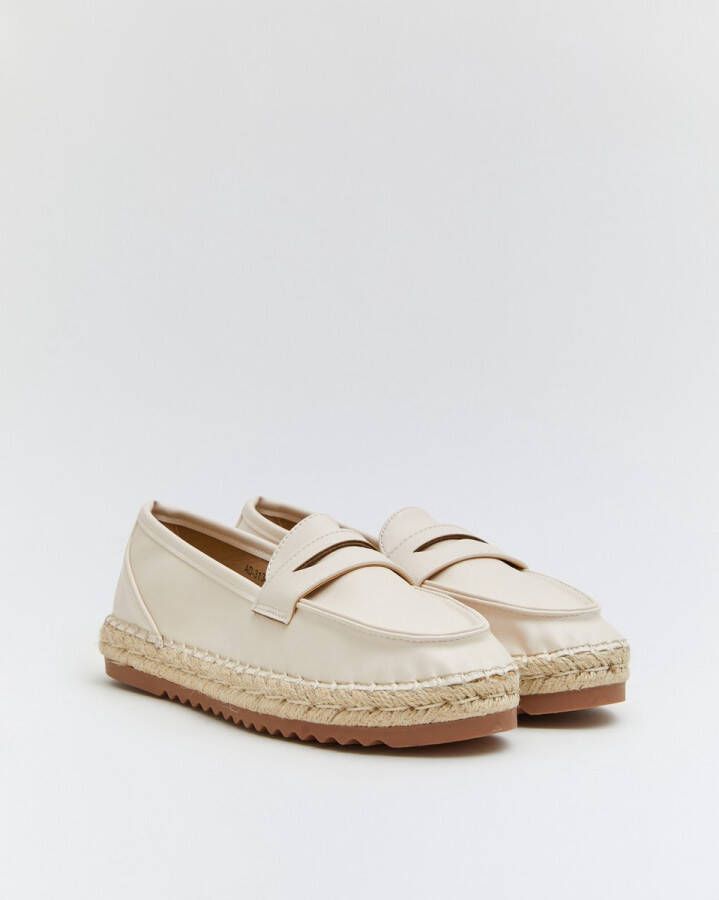 Weloveshoes SmileFavorites Loafers & Espadrilles Instappers Western Wit Imitatieleer