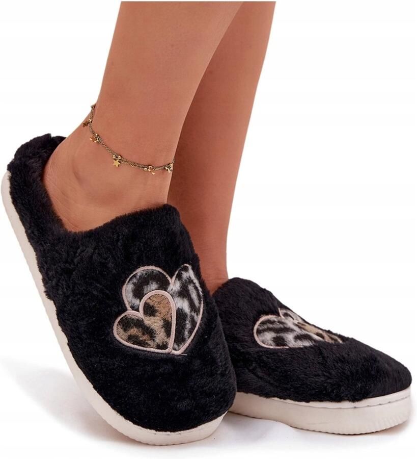 Butosklep Dames Pantoffels Zwart Warm & Comfortabel met Hartjes