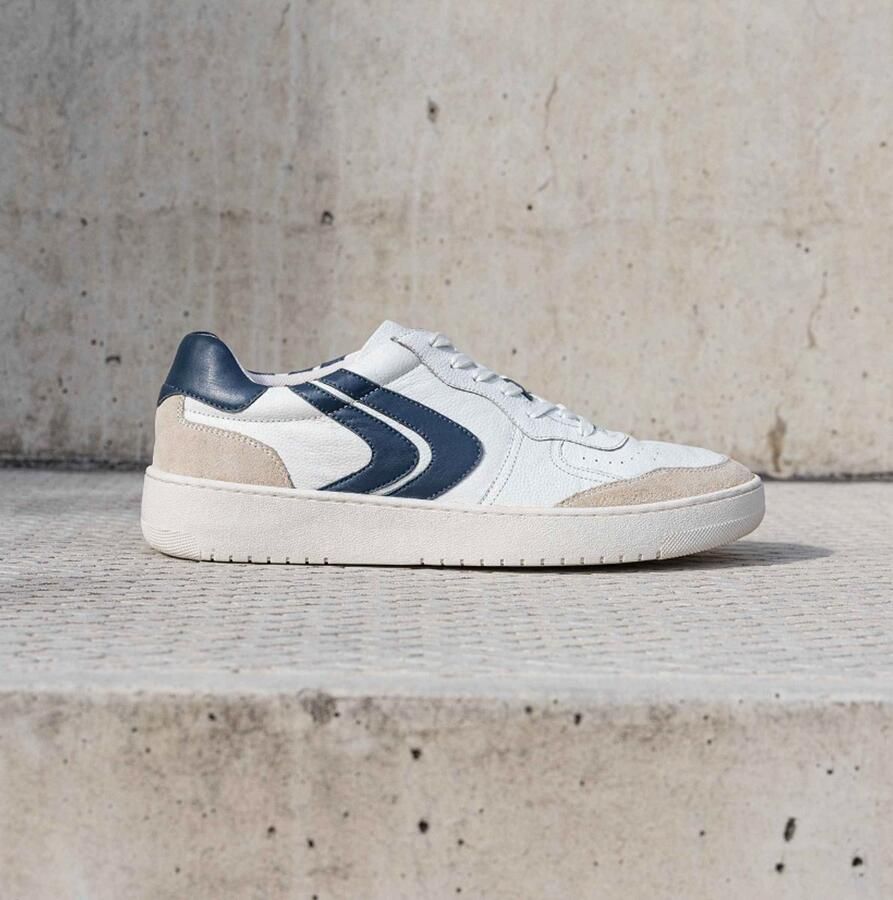 Cafe Moda hank sneaker off-white navy leer