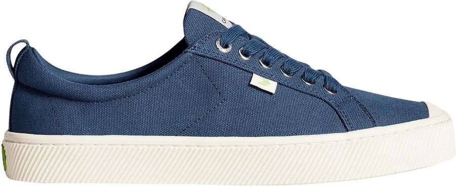 Cariuma Trainers OCA Canvas