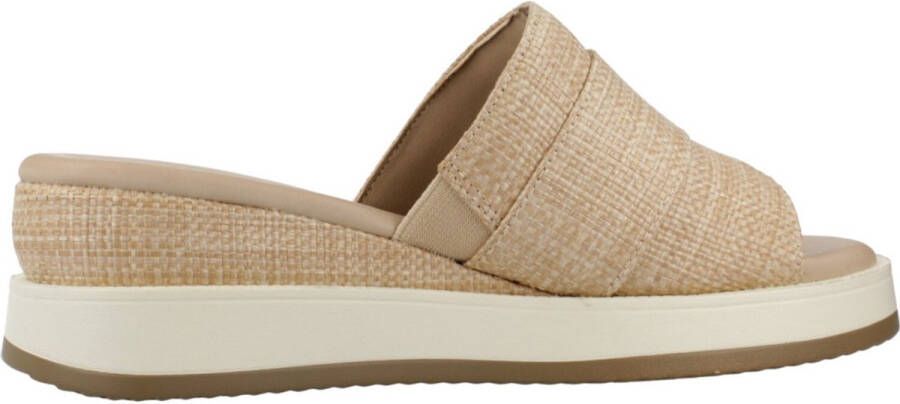 Carmela 162228C Beige