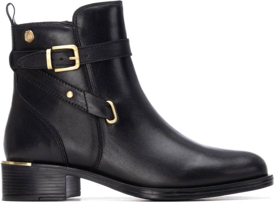 Carmela Enkellaarzen 162475C