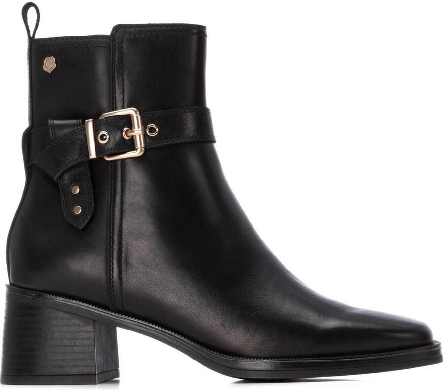 Carmela Enkellaarzen 162541-02