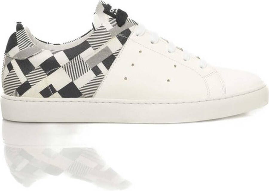 Cerruti 1881 Uniek Patroon Witte Sneakers Logo Detail White Dames
