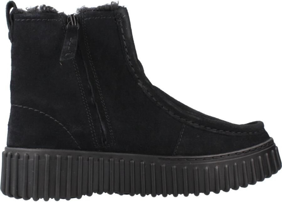Clarks Winterlaarzen Torhill Cozy Plateauzolen met modieuze siernaad