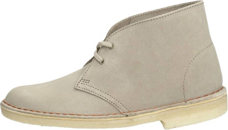 Clarks Originals Desert Boot. Dames Veterboot Sand Suede