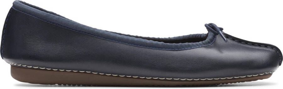 Clarks Damesschoenen Freckle Ice Navy Leather