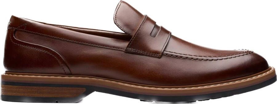 Clarks Elegante Schoenen Aldwin Step Midtan Lea Streetwear Volwassen