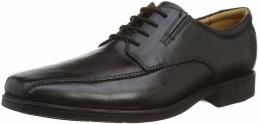 Clarks Veterschoenen Tilden Walk Vrijetijdsschoen lage schoen veterschoen met modieuze siernaad
