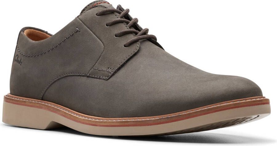 Clarks Veterschoenen Atticus LTLace hybrid sneaker zakelijke veterschoen met sportieve loopzool