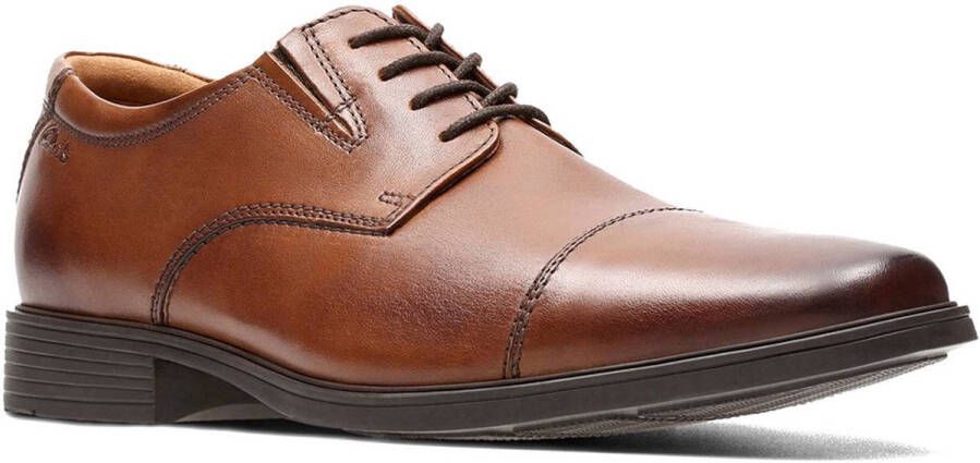 Clarks Shoes Tilden Cap Schoenen Bruin Man