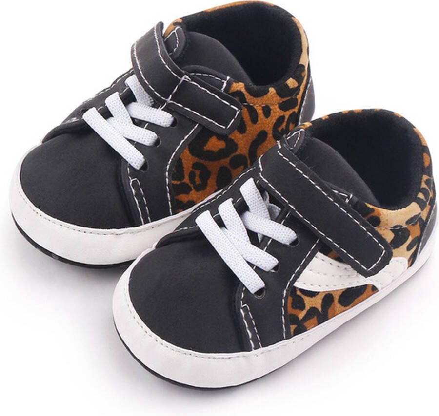 Completebabyuitzet Baby schoentjes babysneakers van klittenband met veter Schoen -21 – 12-15 maanden (12cm) zwart luipaardprint