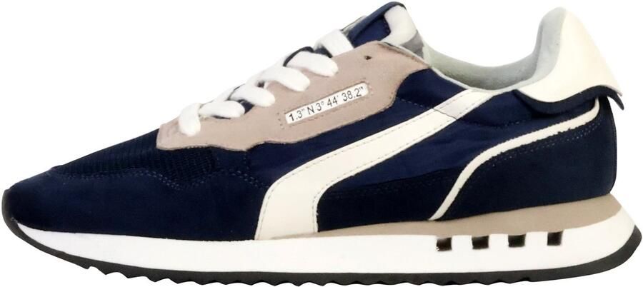 Corina Sportschoenen met veters