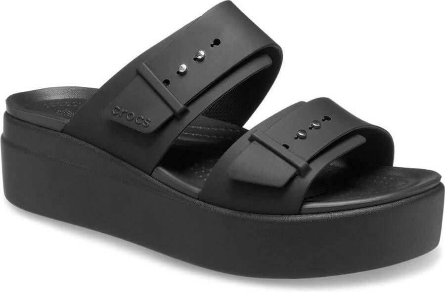 Crocs Slippers Brooklyn Low Wedge plateau zomerschoen pantoffels met gespsluiting