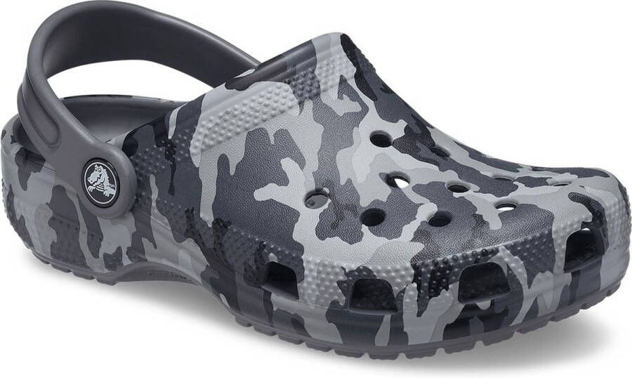 Crocs Classic Spray Camo Kids Clog 207594-097 voor een jongen Zwart Slippers