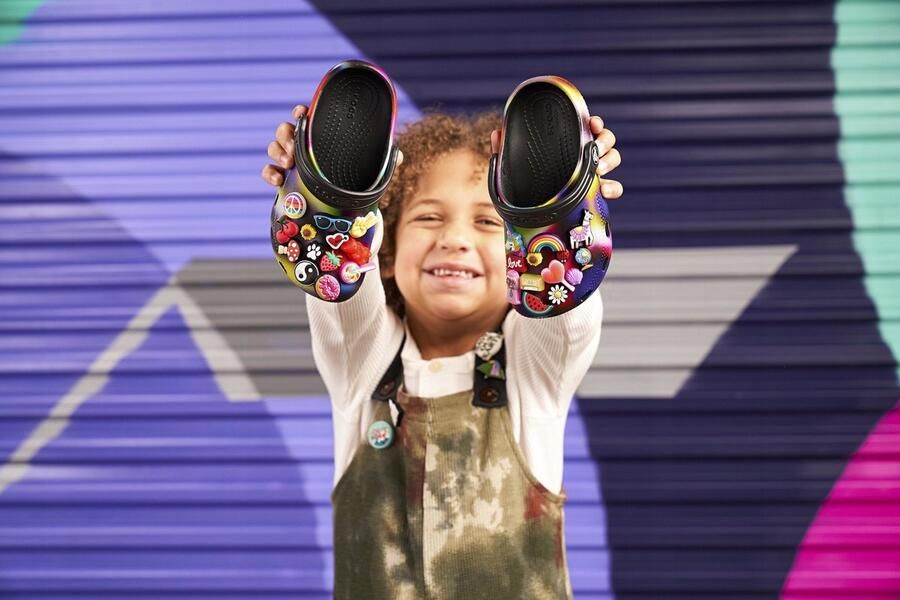 Crocs Baya Peanuts Kinderen Klomp 22-23 Multicolor Croslite™