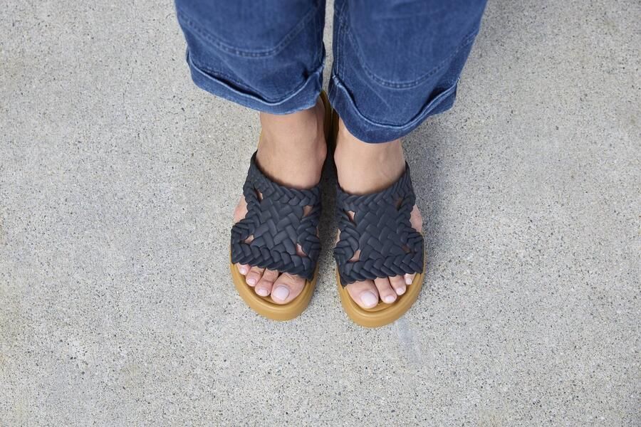 Crocs Slippers Brooklyn Woven Slide Heel Sandaal zomerschoen met modieuze blokhak - Foto 3