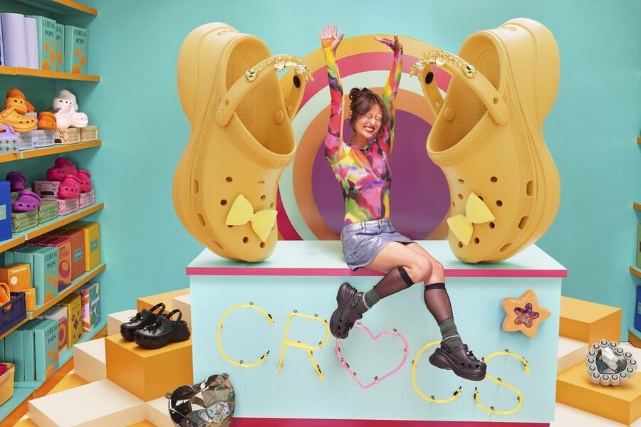 Crocs Classic Bae Dames Platformsandaal 39-40 Daylily Croslite™ Materiaal