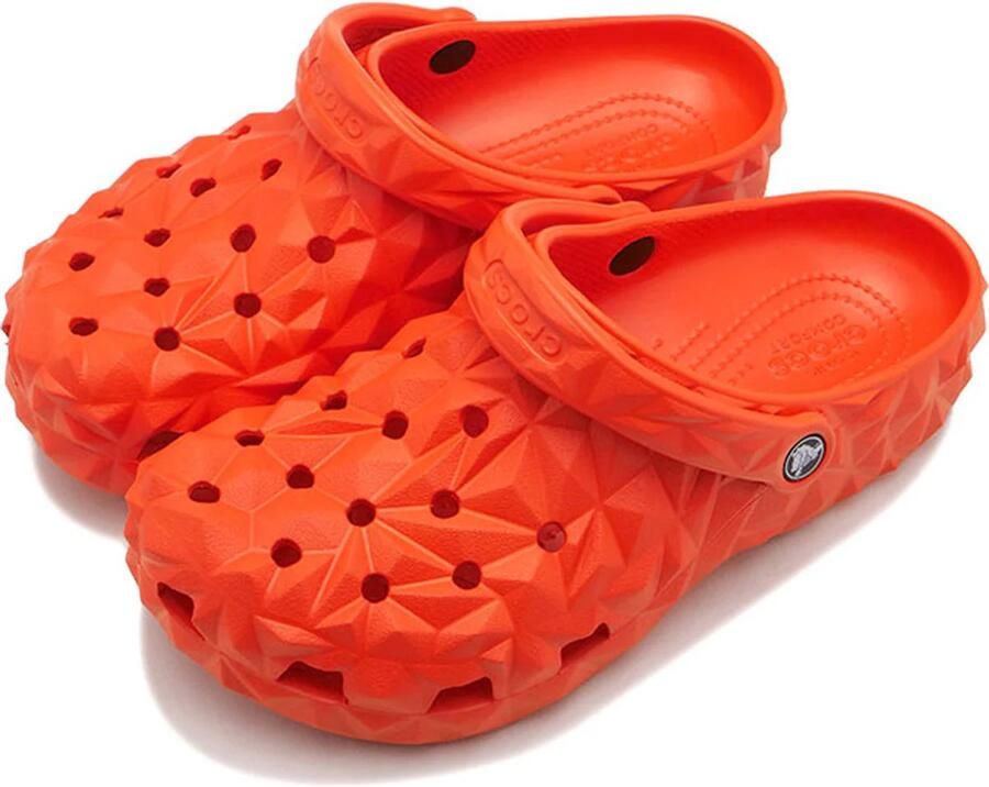 Crocs Classic Geometric Clog Lava US M13