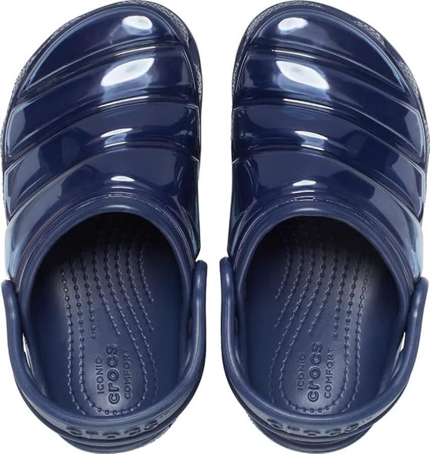Crocs Classic Neo Puff Clog Navy US