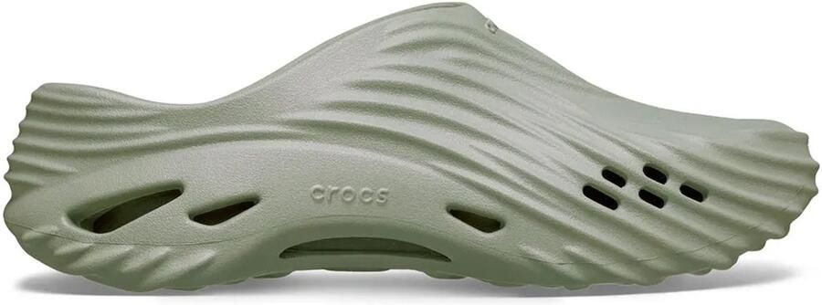 Crocs Echo Wave Sandalen maat M10 W12 olijfgroen