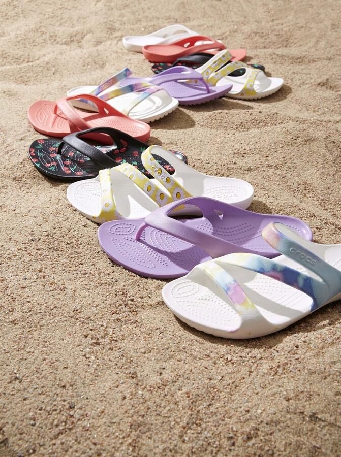 Crocs Kadee II Graphic Flip Dames Teenslippers Black Multi Animal W7