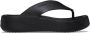 Crocs Teenslippers Getaway Platform Flip plateau zomerschoen pantoffels met modieuze plateauzool - Thumbnail 1
