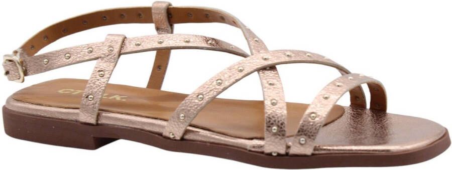 Ctwlk. Iraanse sandalen voor zomerse mode