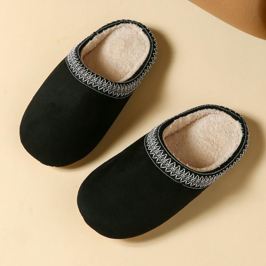 Damesslippers van traagschuim comfortabele en warme binnenslippers zacht en lichtgewicht geschikt voor de late herfst en vroege winter Zwarte kanten afwerking