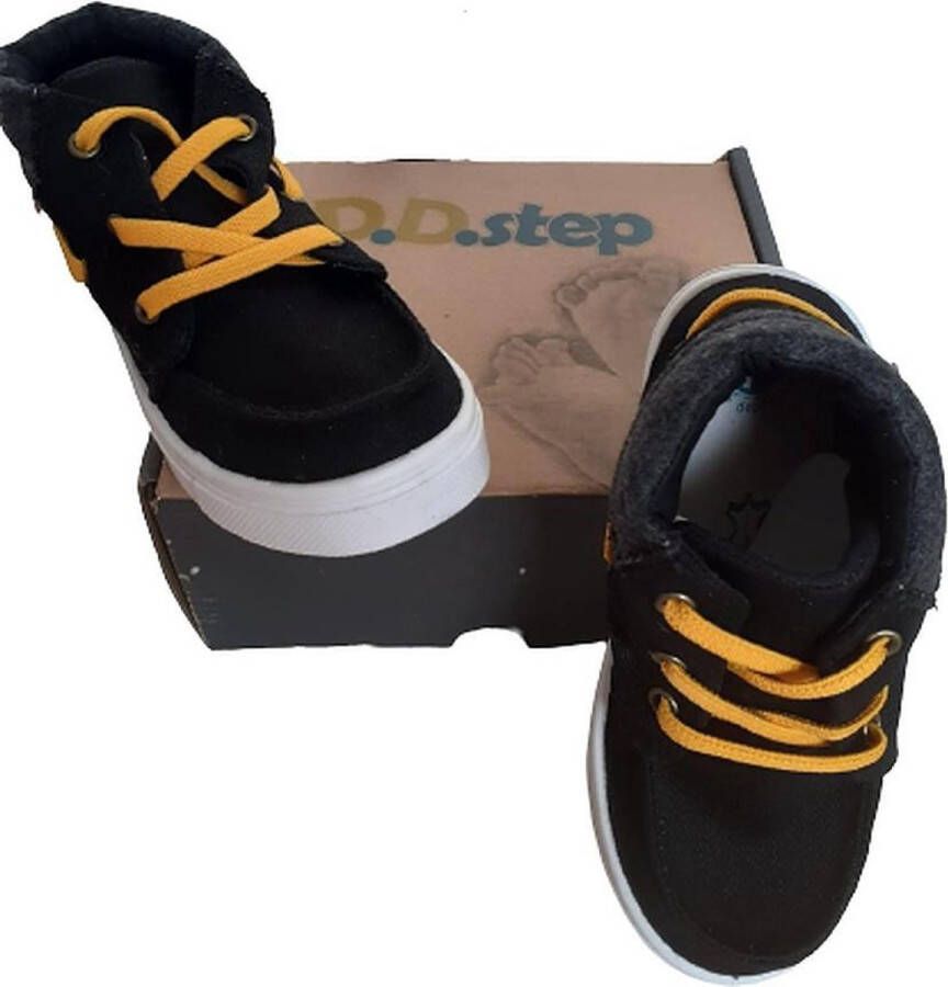 D.D. Step schoenen- baby s jongens- stof-met stevige wite zool gele veters rondom Schoen 24 25 kleur zwart D.D steps