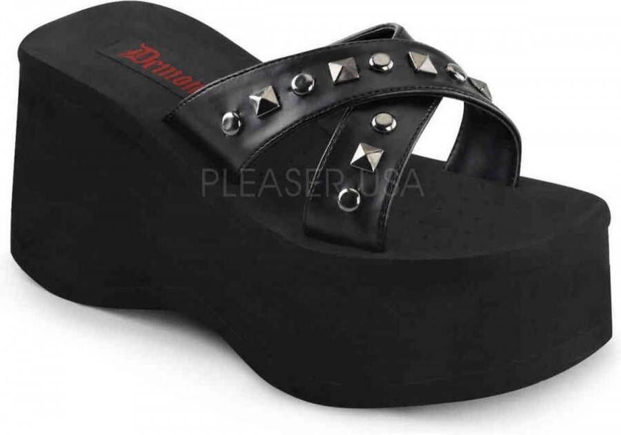 DemoniaCult FUNN-29 Slippers 38 Shoes Zwart