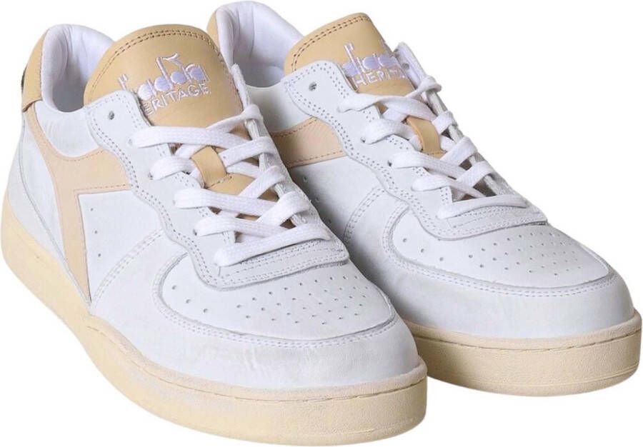 Diadora Schoenen Wit Mi Basket Low Used Sneakers Wit Mi Basket Low Used