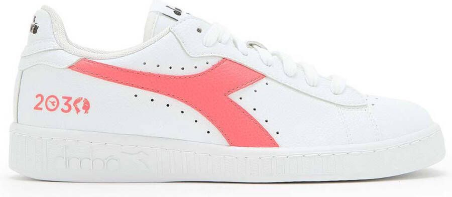 Diadora 2030 Game Low Sneakers Stijlvol en Comfortabel Roze Dames