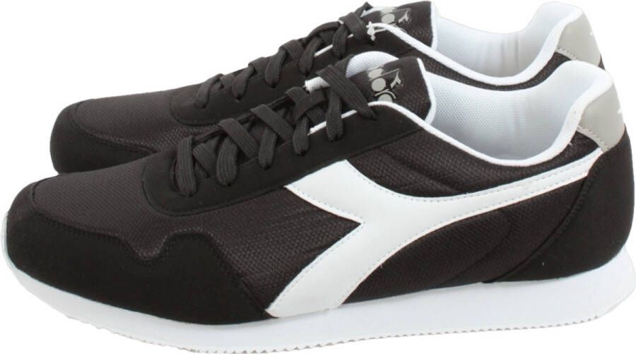 Diadora sneakers