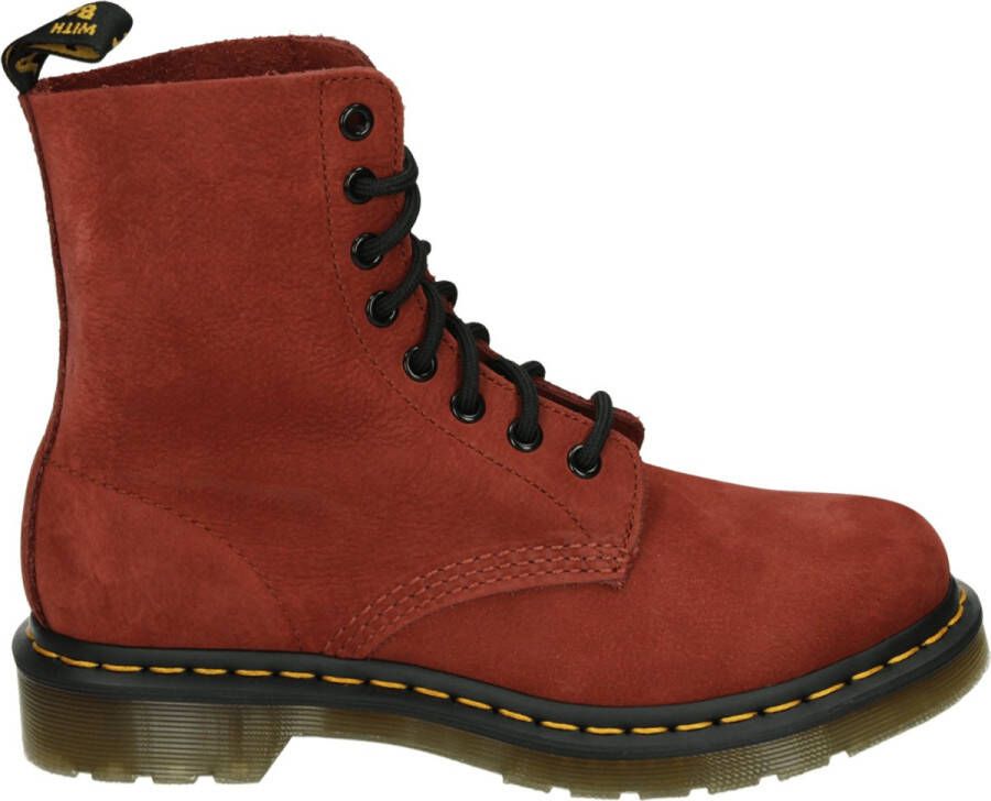 Dr. Martens 1460 PASCAL 8 EYE BOOT RUSSET Hoge sneakersDames veterschoenenDames sneakersHalf-hoge schoenenPopulaire damesschoenenVeterboots Rood