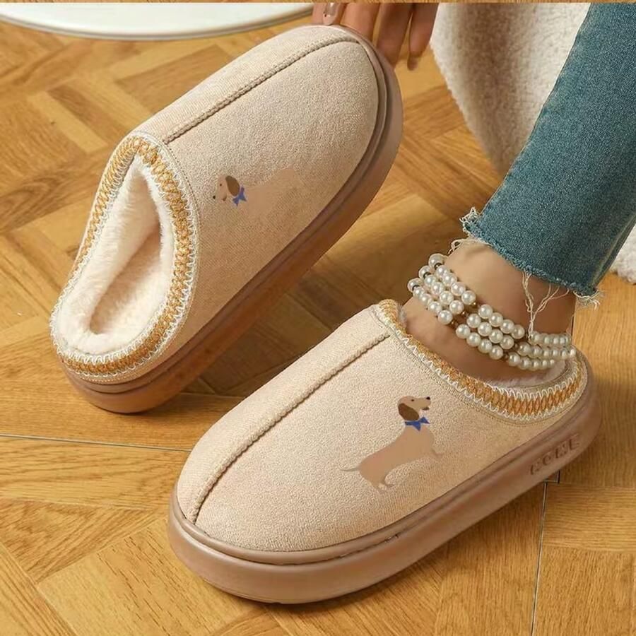 Droomlichtjes Teckel Pantoffels Beige & Zachte Sloffen met Teckel Vlinderdas Print Antislip Huisschoenen Warm & Comfortabel Unisex