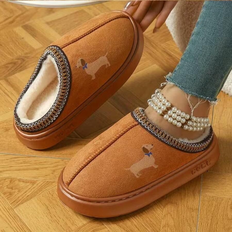 Droomlichtjes Teckel Pantoffels Bruin & Zachte Sloffen met Teckel Vlinderdas Print Antislip Huisschoenen Warm & Comfortabel Unisex