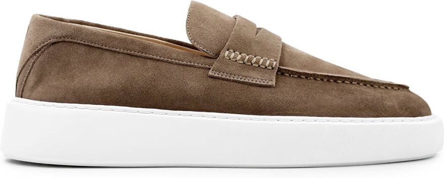 DUTCH'D Loafer Instapper Taupe Luxe Sportief Suede leer Atmos Era